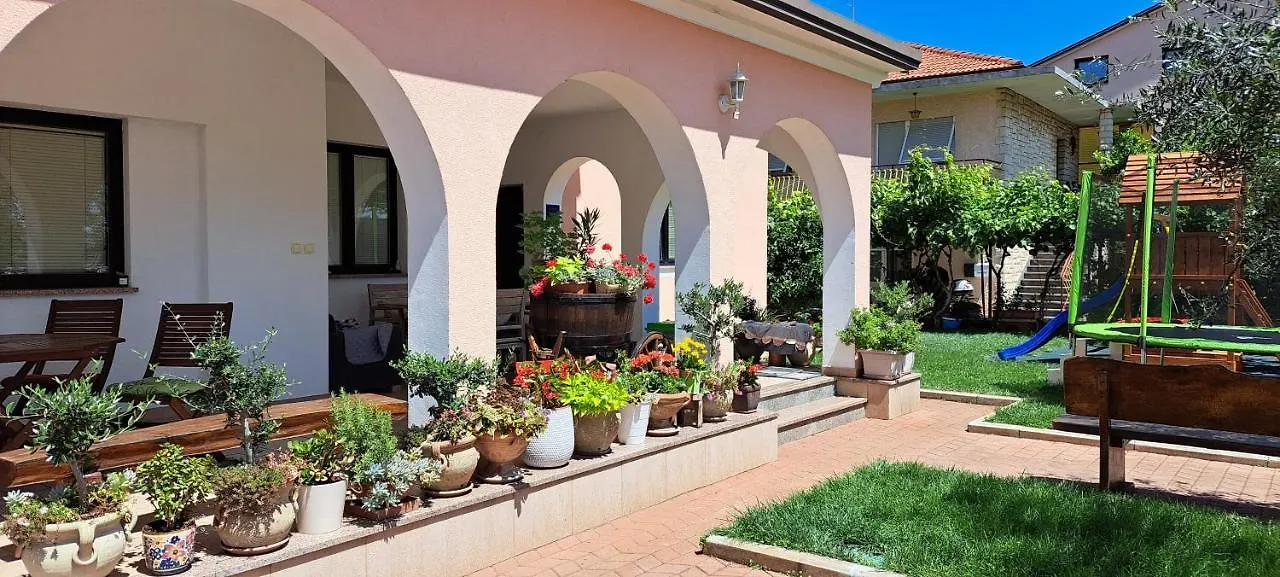 Διαμέρισμα Apartmani Bubnic Ουμάγκ Κροατία