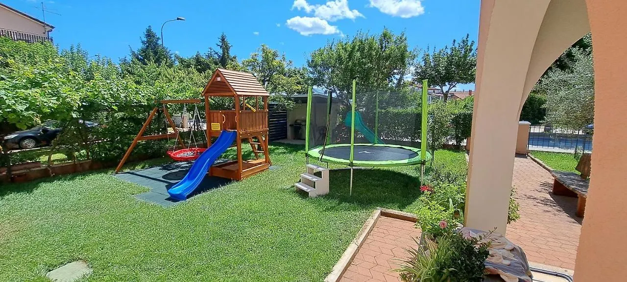 Διαμέρισμα Apartmani Bubnic Ουμάγκ