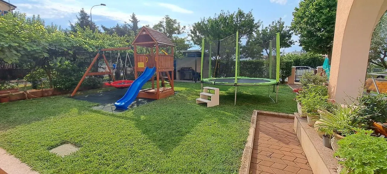 Apartmani Bubnic Ουμάγκ 0*,